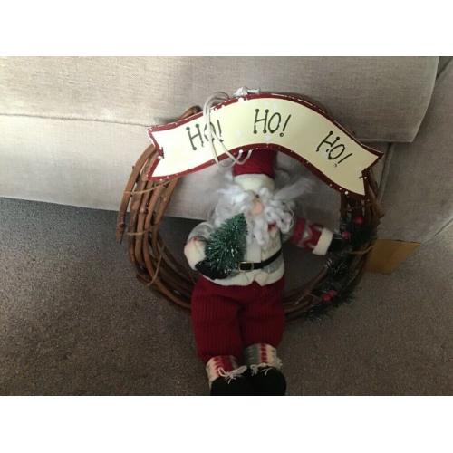 2 Christmas Wreaths