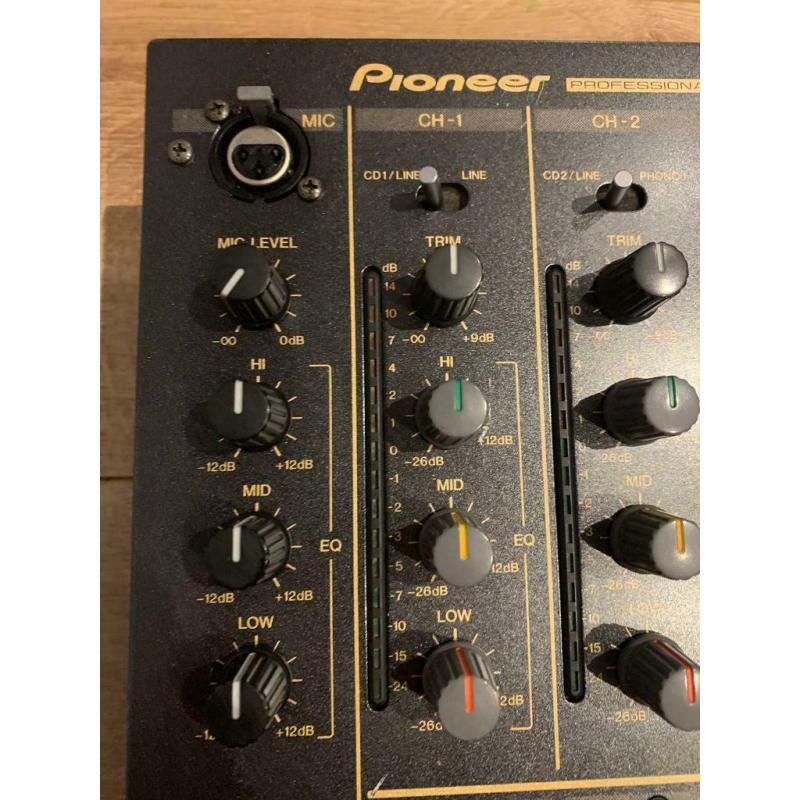 Pioneer DJM 600 DJM-600 DJM600 4 channel professional DJ MIXER