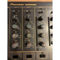 Pioneer DJM 600 DJM-600 DJM600 4 channel professional DJ MIXER