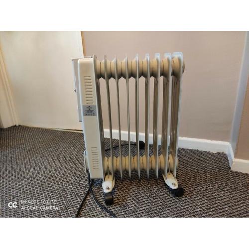 Status 9-Fin Oil Filled Radiator