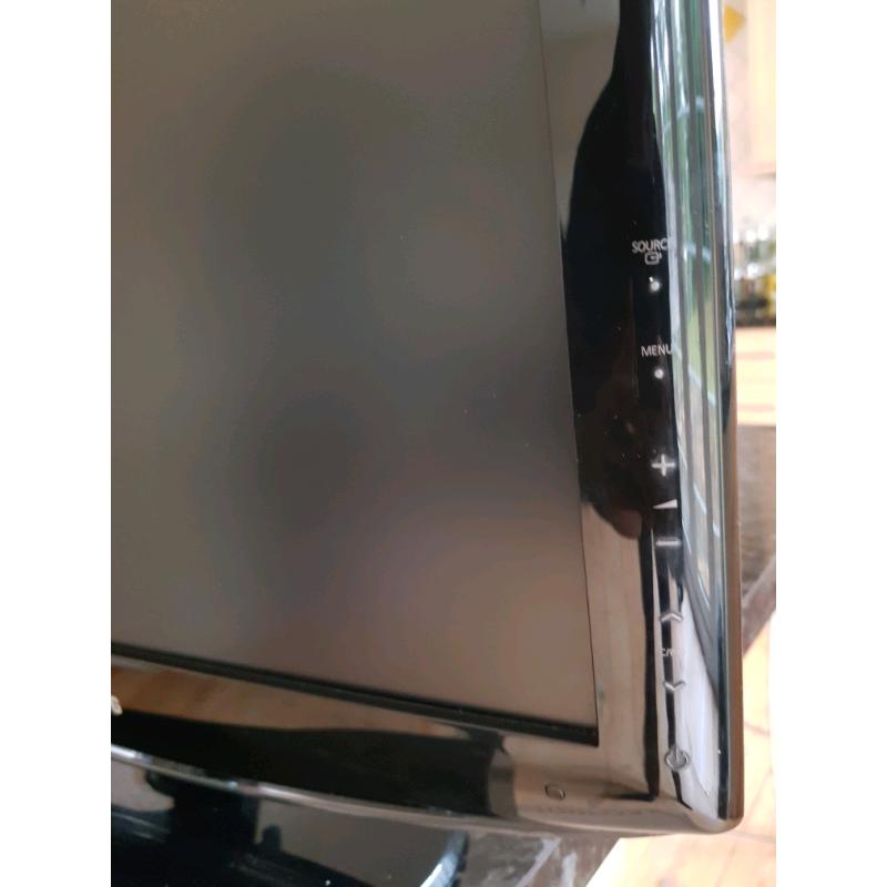 Samsung 19" HD Ready TV with Freeview (Available)