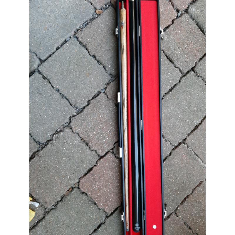 Snooker cue
