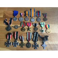 WANTED STAMPS FIRST DAY COVERS COINS PRESENTATION PACK POSTCARDS MEDALS PLEASE CALL PETE