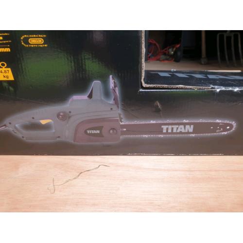 Titan 2000w electric chainsaw