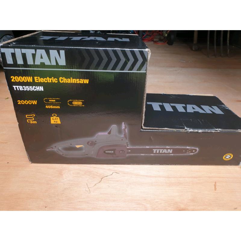 Titan 2000w electric chainsaw