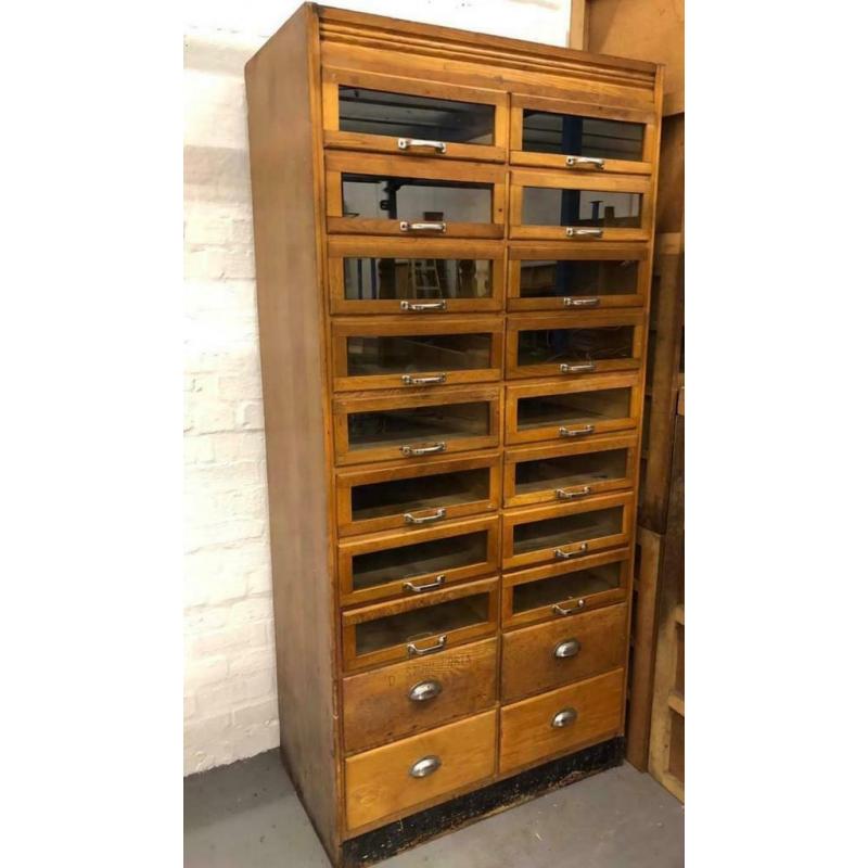 ??WANTED??SHOP HABERDASHERYS AND LARGE CABINETS