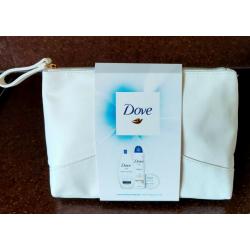 Dove Nourishing Beauty Wash Bag Gift Set