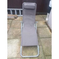 sun loungers