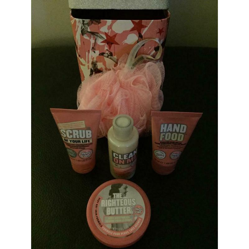 Soap and Glory gift set. Ideal Christmas present