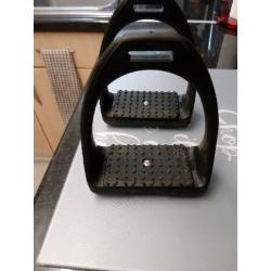 Compositi stirrups