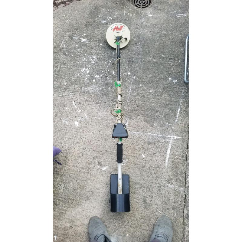 Minelab sovereign metal detector
