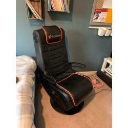 Gaming chair