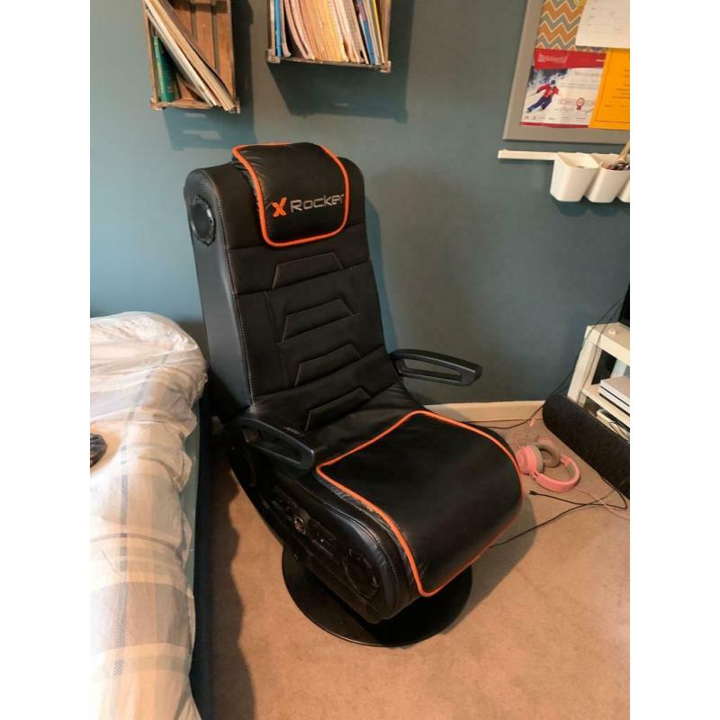 Gaming chair