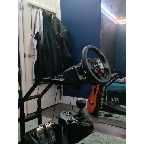Logitech G29 wheel and pedal with shifter and stand
