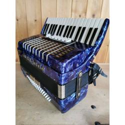 Delicia Arnaldo III, 3 Voice (LMM), 72 Bass, Piano Accordion. Online Lessons Available.