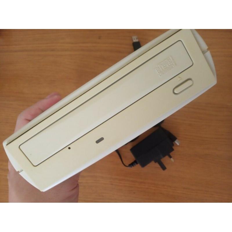 External CD-RW drive