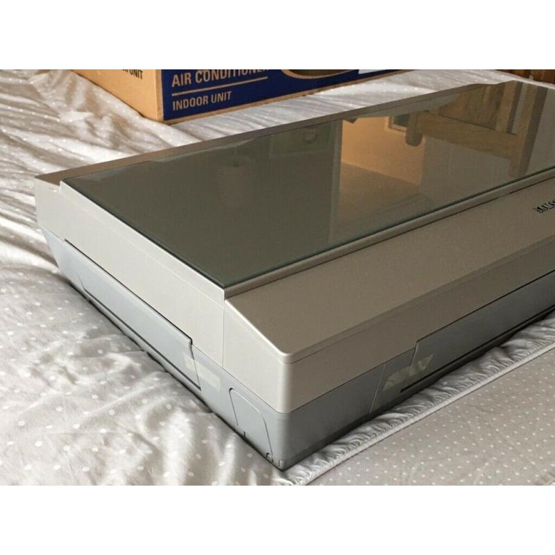 SAMSUNG - AIR CONDIONER - HEATING & COOLING - INDOOR UNIT ONLY - NEW IN BOX - ONO