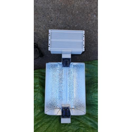 Hydroponics 1000w DE Full Fixture with Adjustable Reflector