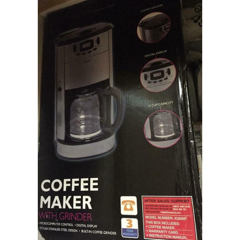 Coffee Maker with Grinder