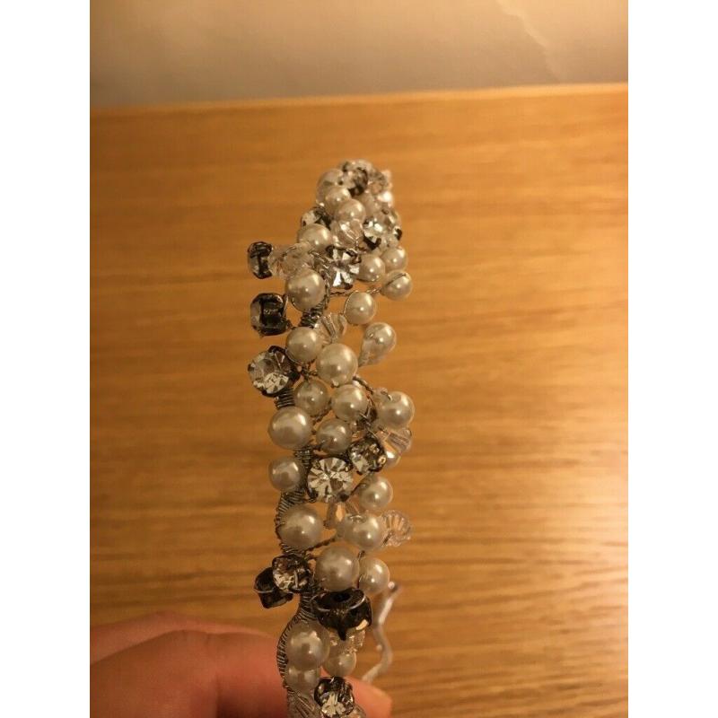 Jenny Packham wedding dress size 10-12, pearl edged veil and pearl headband