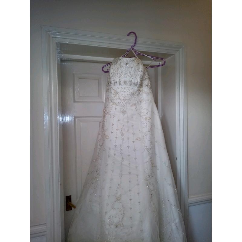 Wedding dress