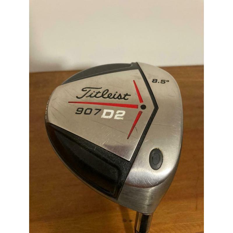 Titleist 907 D2 Driver 8.5, X stiff