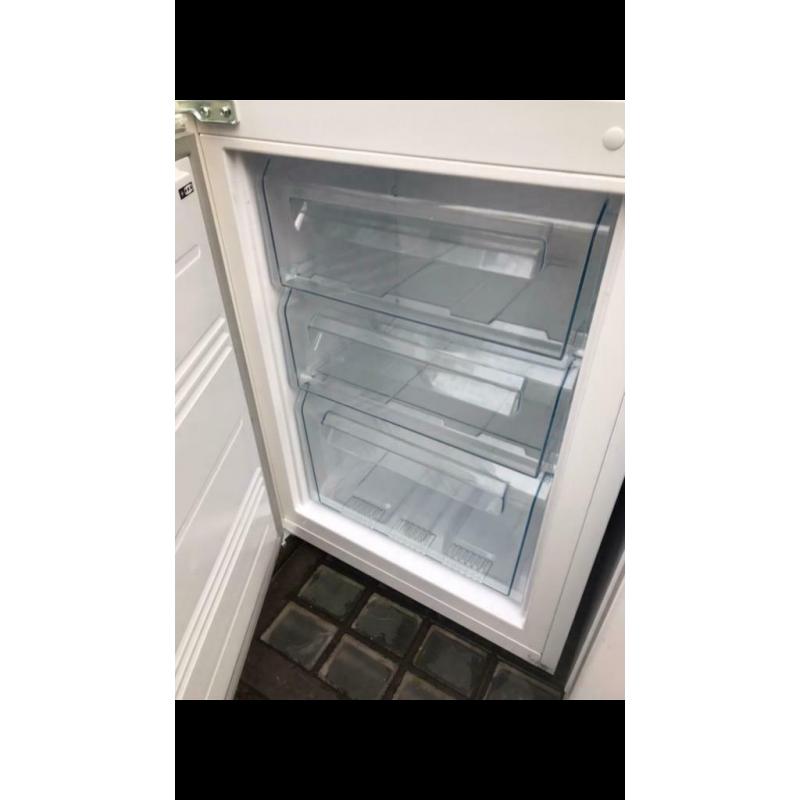 Fridge freezer
