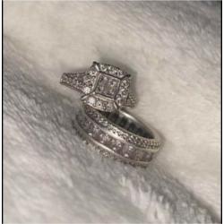 9ct white diamond ring and wedding band