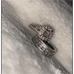 9ct white diamond ring and wedding band