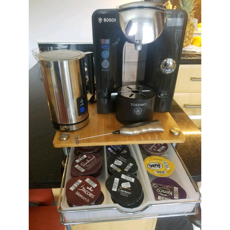 Bosh Tassimo with Brita Filter with extras (Stand and draw to store