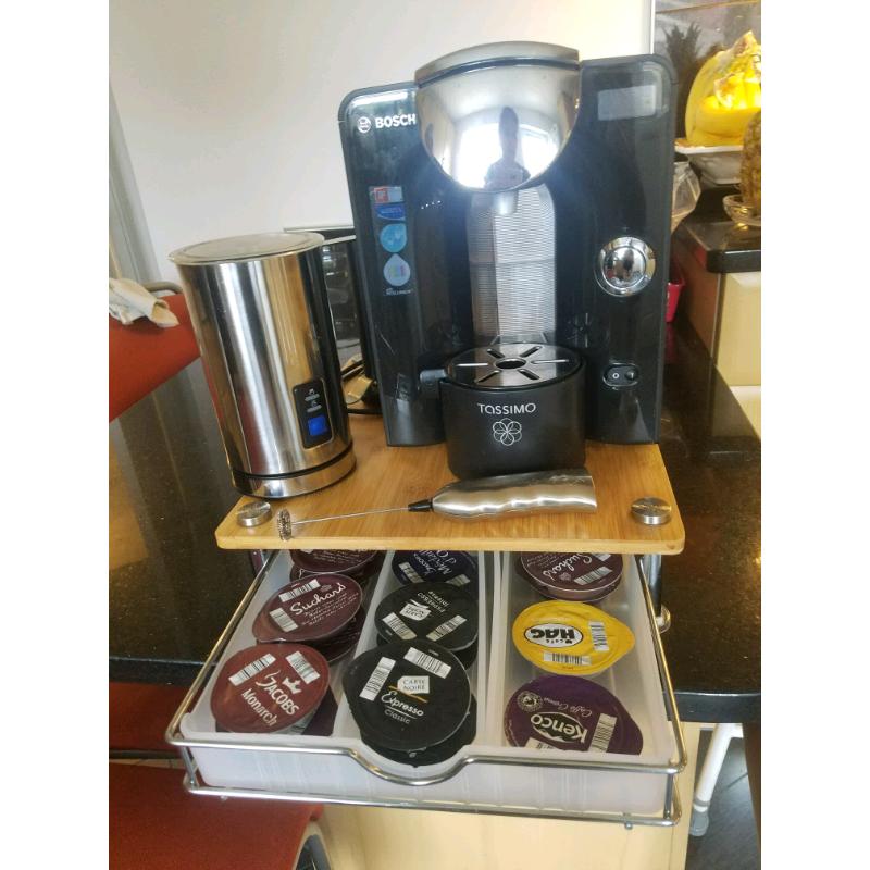 Bosh Tassimo with Brita Filter with extras (Stand and draw to store