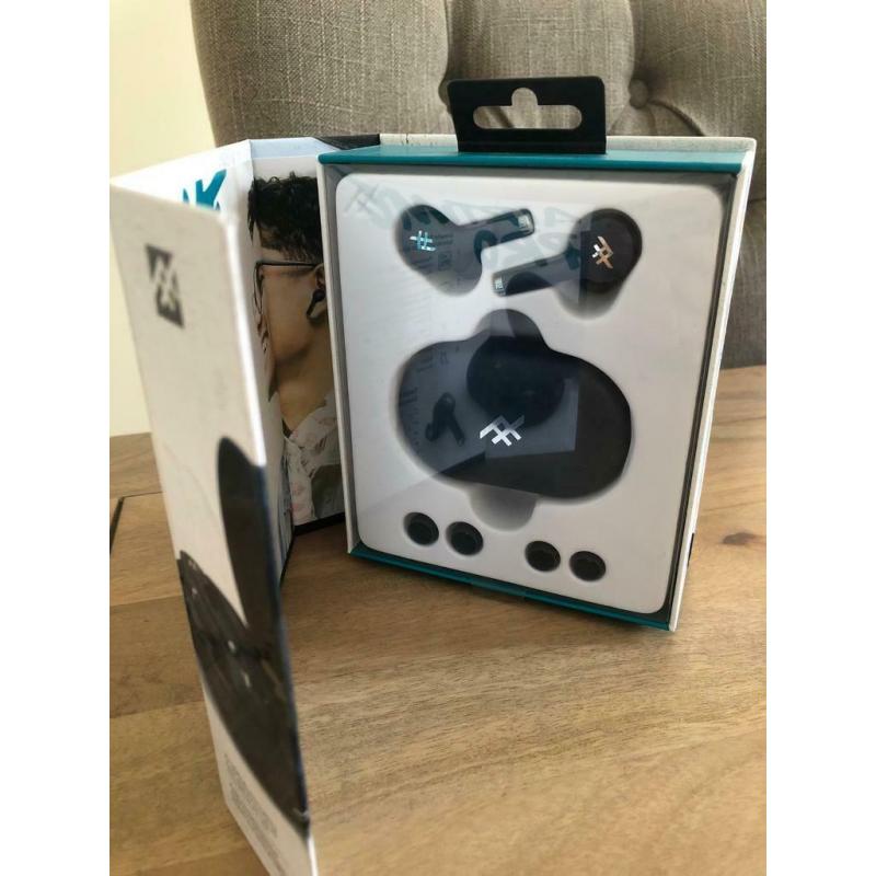 AIRTIME PRO Wireless Earbuds (Brand new)