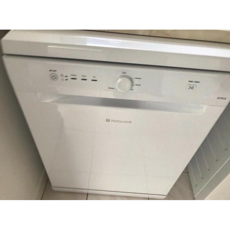 Hotpoint Dishwasher FDYB 10011 STYLE