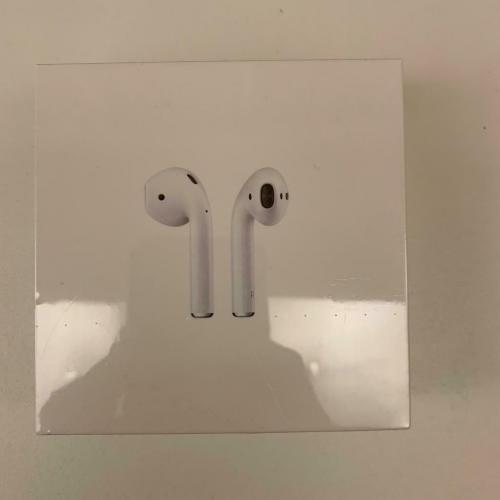 Apple Airpod 2nd Generation with Wireless Charging Case