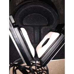 Bang and Olufsen U70 Stereo Headphone
