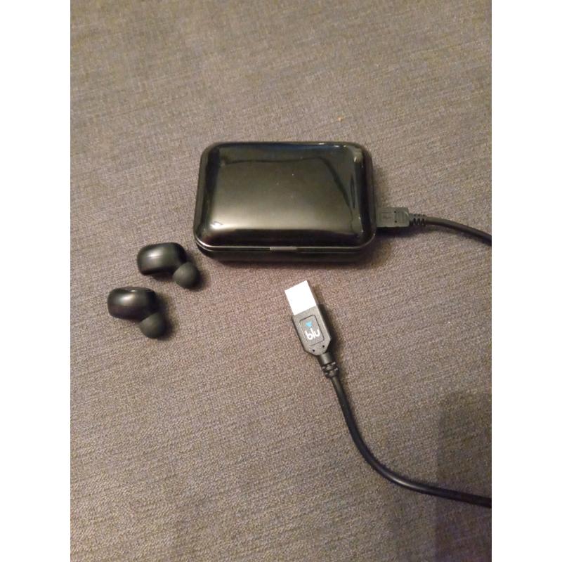 Earbuds new