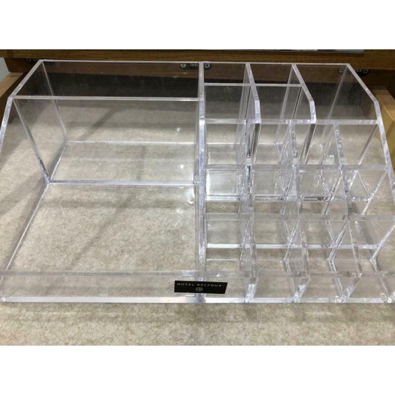 Make-up organiser, never used