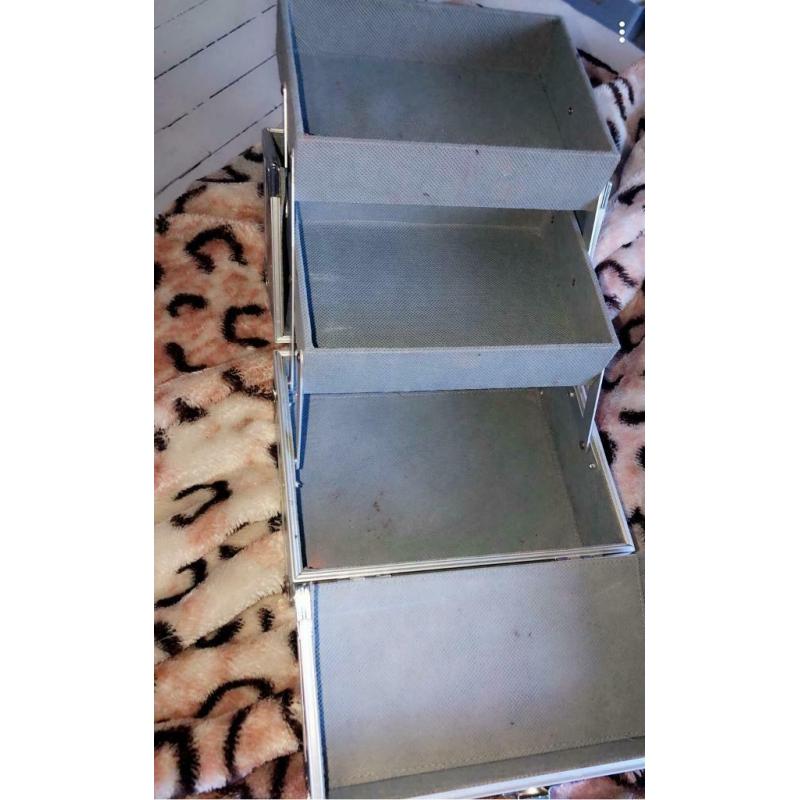 Silver make up storage box (with key)