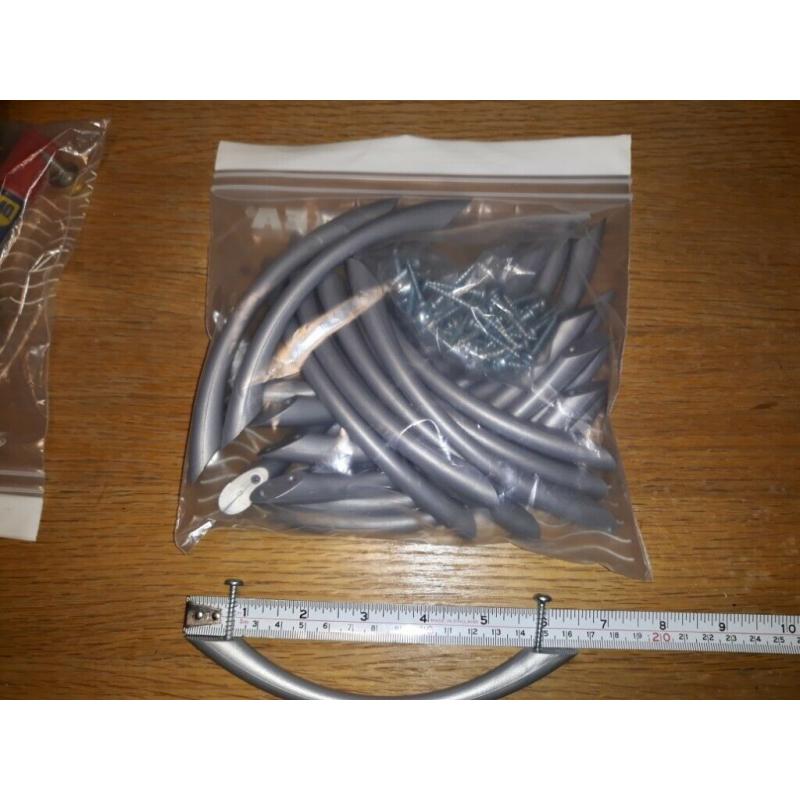 Silver/grey Plastic Cabinet/Drawer Handles x 20 with screws
