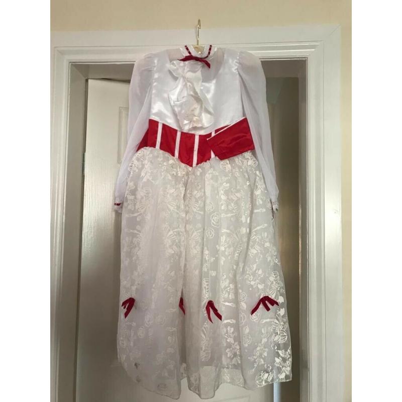 Mary poplins Disney costume 9/10