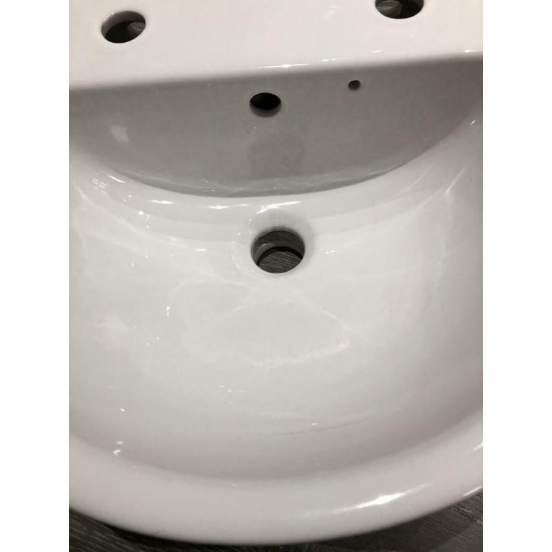 Used wash basin