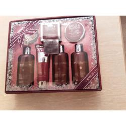 Baylis & Harding Xmas Gift Set