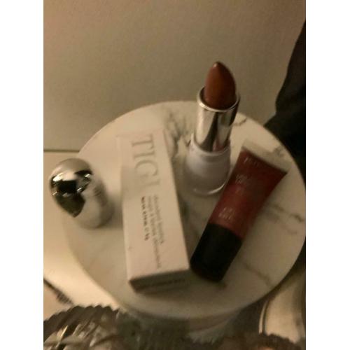 Tigi and Kiko bundle