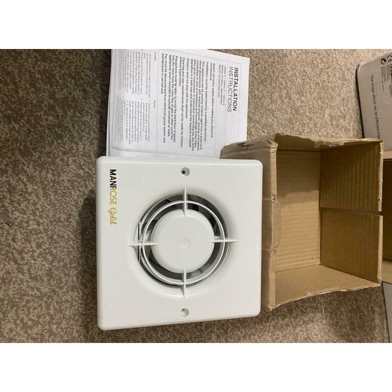 MANROSE MG100T 20W BATHROOM EXTRACTOR FAN WITH TIMER WHITE 240V
