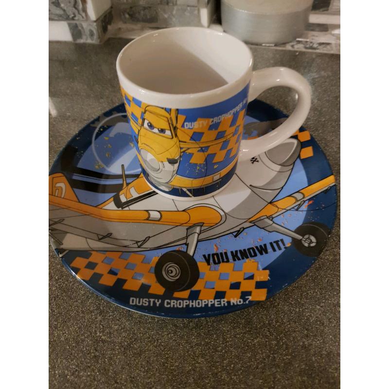 Disney Planes matching mug, bowl and plate set plus plush toy