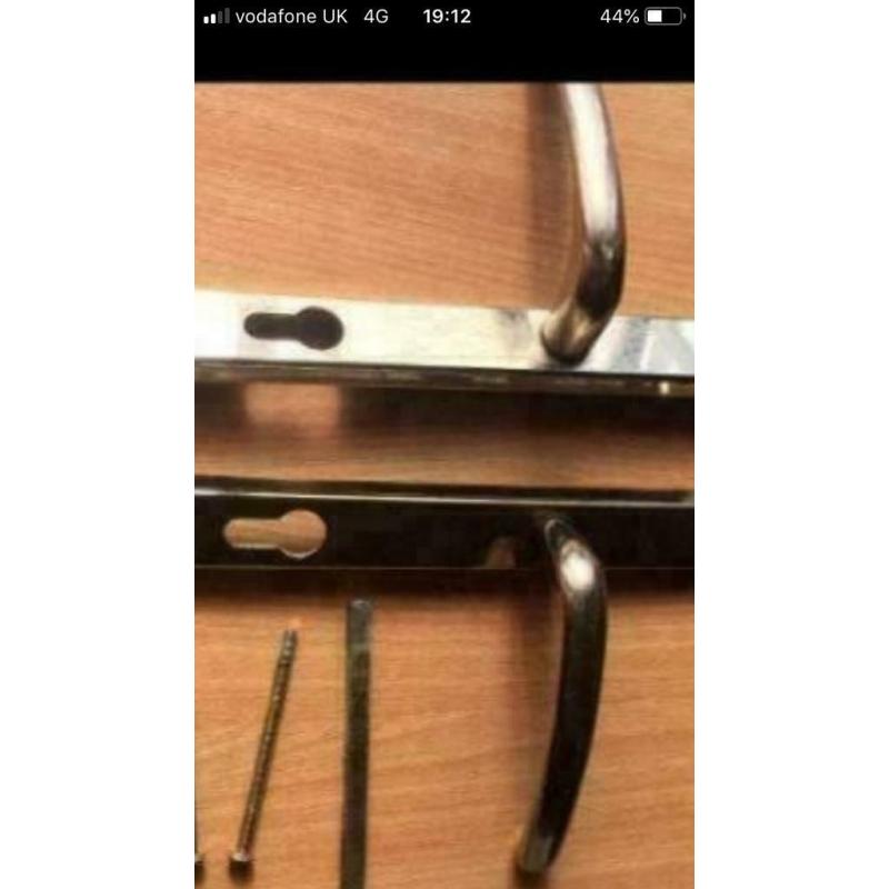 Pvcu door handles