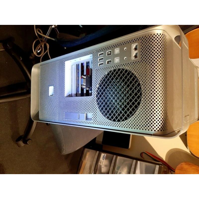 Powermac G5. 16gb Ram. 500Gb Hard Drive. 2.66 quad core. Lots of software