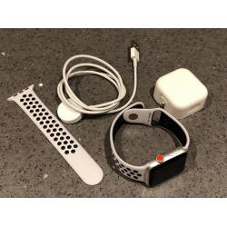 Apple Watch S3 Nike+ 42mm (GPS + Cellular)