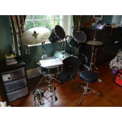 Complete Pearl Drum Set with Vic Firth Covers