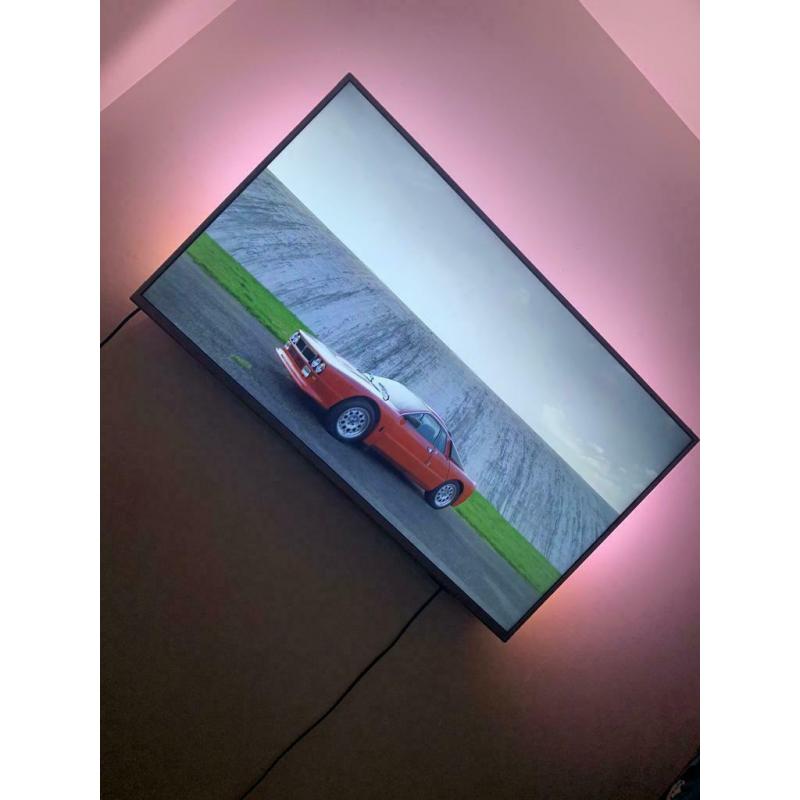 Philips Hue 43? Ambient Light TV